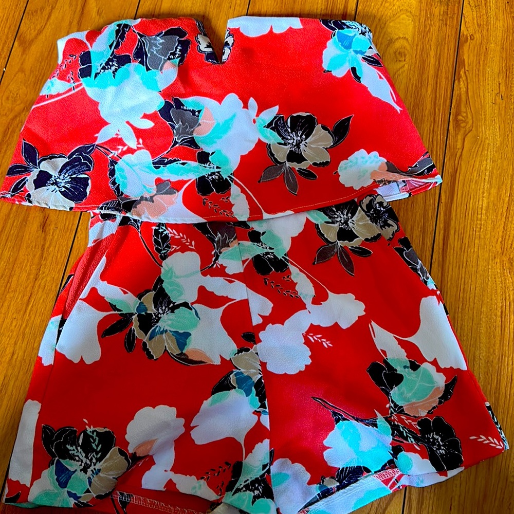 Saks 5th Avenue floral Romper-XS Women.